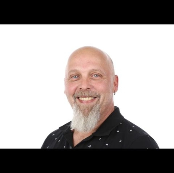 Meet your Posher, Daniel - Picture 1 of 1